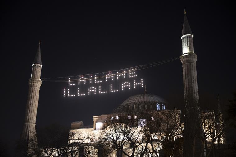 Τουρκία: Θα ακουστούν οι πρώτες προσευχές του Ραμαζανιού μετά από 88 χρόνια στην Αγία Σοφία