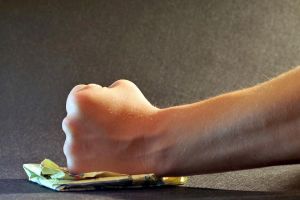 Μαθητές: Ομάδες παιδιών δίνουν ραντεβού για ξύλο – Πώς σχετίζεται το φαινόμενο με την οπαδική βία