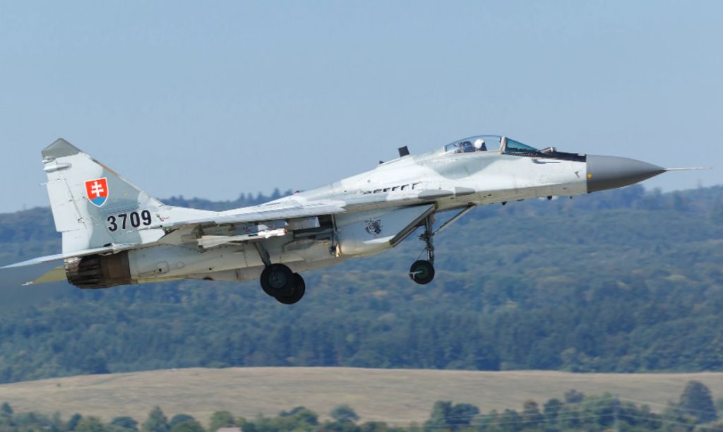 Την παραχώρηση MIG-29 στην Ουκρανία εξετάζει η Σλοβακία