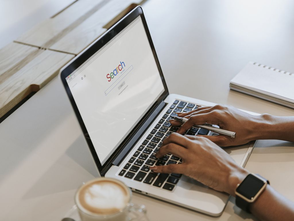 Μεταβιβάσεις οχημάτων: Ηλεκτρονικά πλέον ο υπολογισμός των τελών και η πληρωμή τους