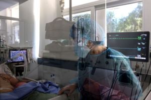 Κοροναϊός: 21.102 νέα κρούσματα – 60 θάνατοι και 351 διασωληνωμένοι