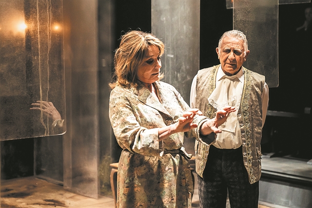 Θολά, θαμπά, θαμμένα