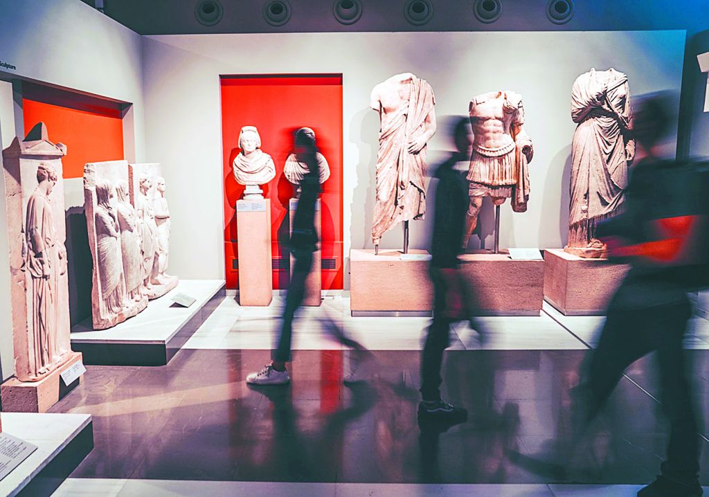 Η μητέρα των μαχών για τα 5 μουσεία