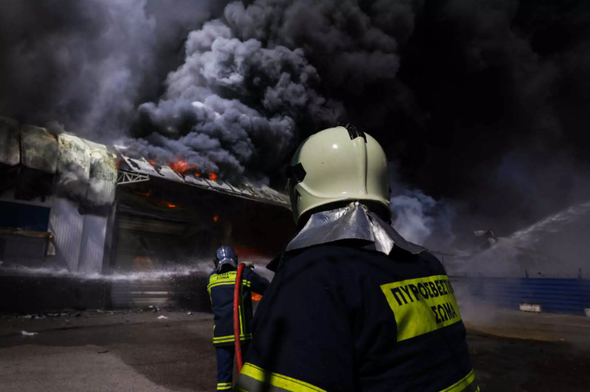 Ισχυρή έκρηξη σε εργοστάσιο στα Γρεβενά
