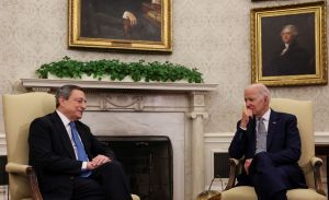 Σε ρούβλια θα πληρώσουν το φυσικό αέριο οι περισσότερες ευρωπαϊκές εταιρείες