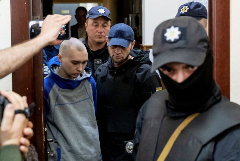 Ουκρανία: Τη Δευτέρα η απόφαση για τον 21χρονο Ρώσο στρατιώτη που δικάζεται για έγκλημα πολέμου | tanea.gr