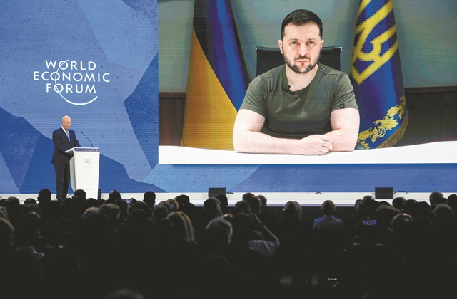 Στον αέρα το ιταλικό σχέδιο για την Ουκρανία