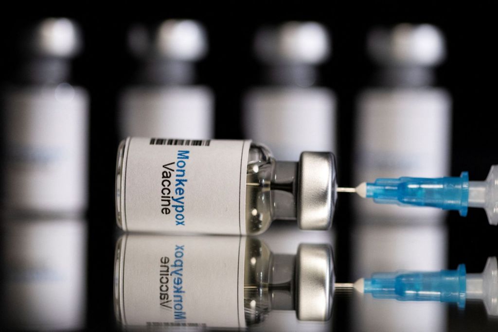 Ευλογιά των πιθήκων: Σε συμφωνία για κοινή προμήθεια εμβολίων και φαρμάκων κατέληξε η ΕΕ