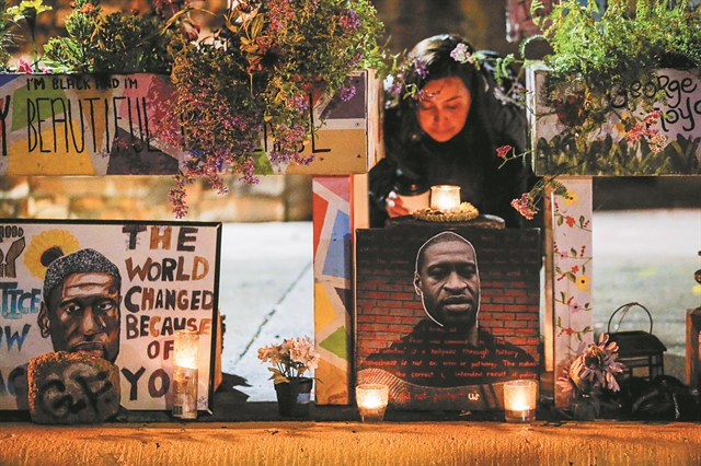 Τρία χρόνια μετά, λίγα έχουν αλλάξει