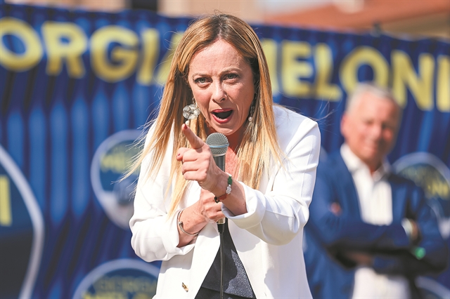 Τρεις γυναίκες που θέλουν να γράψουν Ιστορία