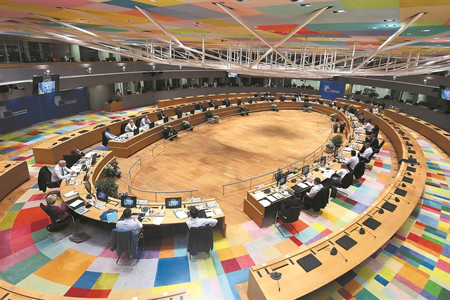 Προσθέτοντας φιλοδοξία στην ευρωπαϊκή ενότητα