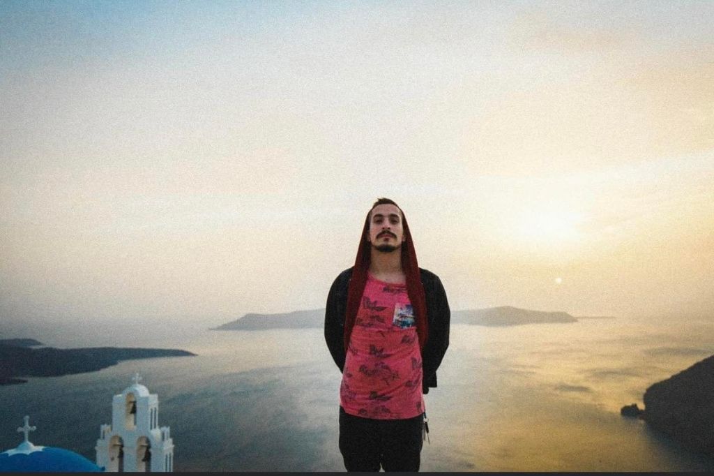 Βασίλης Ντινόπουλος: Σπαρακτικά μηνύματα των συγγενών και των φίλων του για τον χαμό του