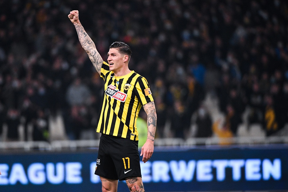 ΑΕΚ: Αγόρασε τα δικαιώματα του Τσούμπερ από την Άιντραχτ