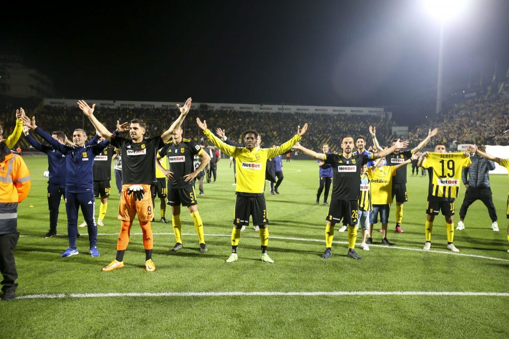 Οι πανηγυρισμοί των παικτών του Άρη μετά την επική ανατροπή