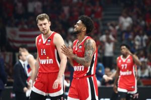 LIVE: Μπαρτσελόνα – Ολυμπιακός