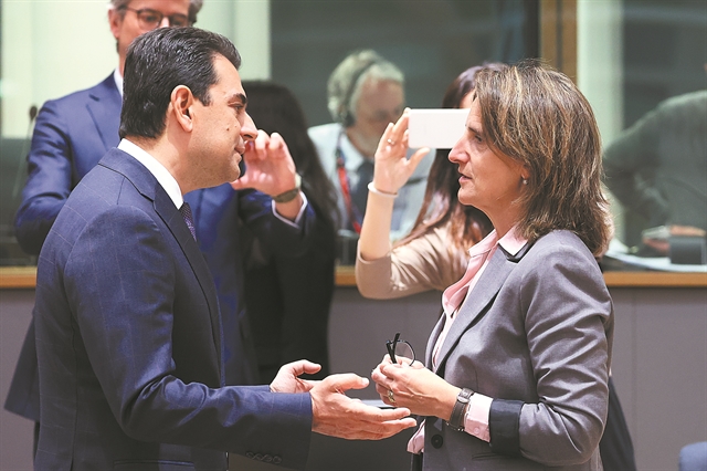 «Η ΕΕ δεν πληρώνει σε ρούβλια»