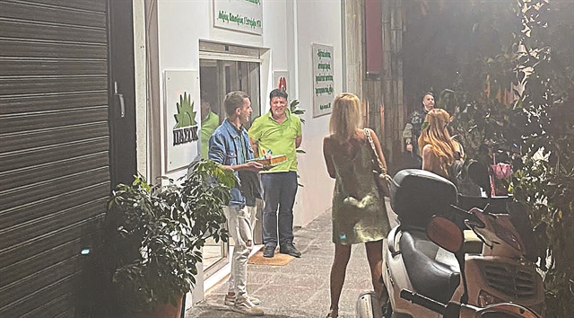 Η συνάντηση έρχεται και φέρνει ανακωχή