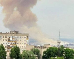 Δεξαμενή νιτρικού οξέος χτύπησαν οι Ρώσοι στο Σεβεροντονέτσκ