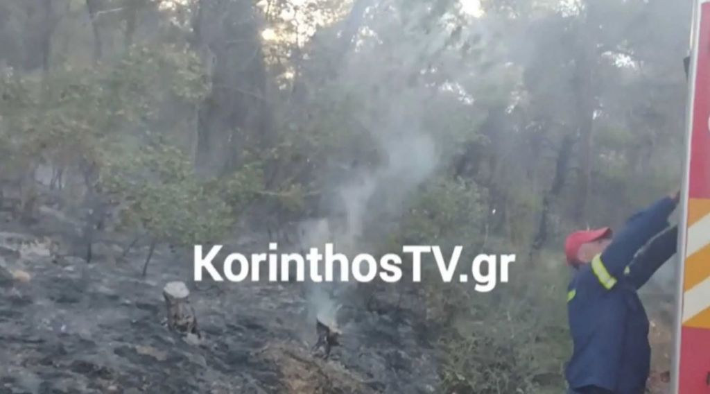 Μεγάλη φωτιά στις Κεχριές – Καίγεται δάσος κοντά σε στρατόπεδο