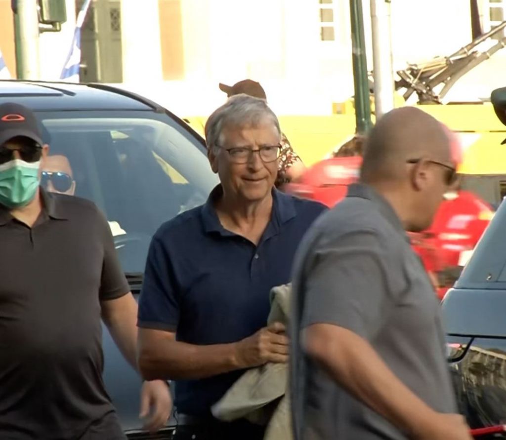 Βίντεο από την άφιξη του Μπιλ Γκέιτς στην Αθήνα