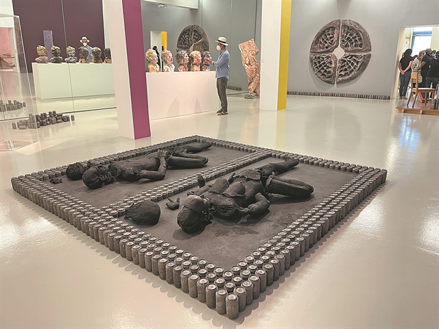 Τραύματα και επιθυμίες της Κάαρι Απσον