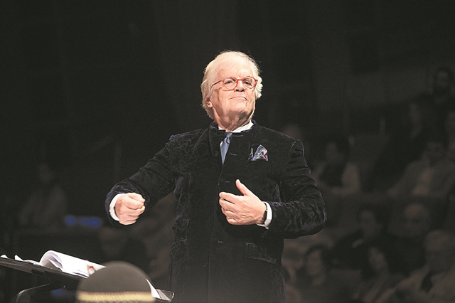 Η Undeground Youth Orchestra συναντά τον Γιούστους Φραντς