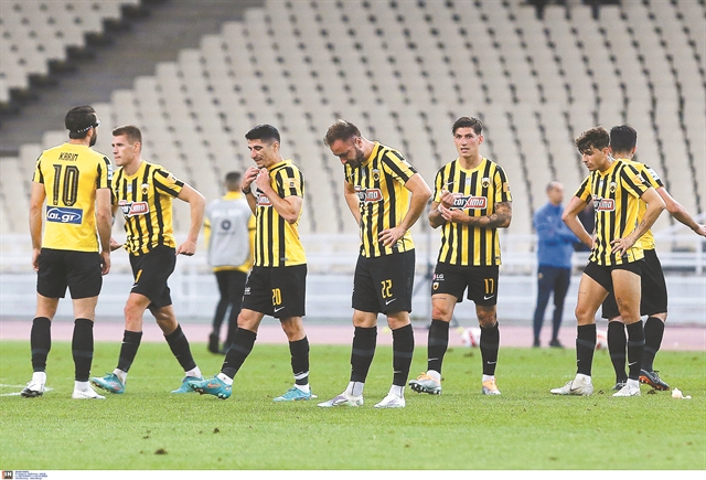 Στο μπλοκάκι του Αλμέιδα