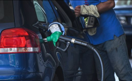 Καύσιμα: Μεγάλες αποκλίσεις τιμών από πρατήριο σε πρατήριο | tanea.gr