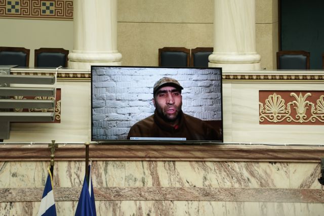 Ο Ζελένσκι δίνει απαντήσεις για τους Αζόφ στη Βουλή: «Είναι μέρος του ουκρανικού στρατού»