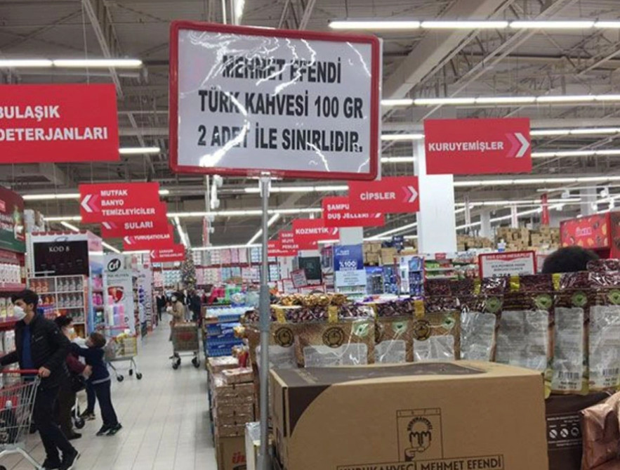 Τουρκία: Αντικλεπτικά σε γάλα και τυρί στα σουπερμάρκετ