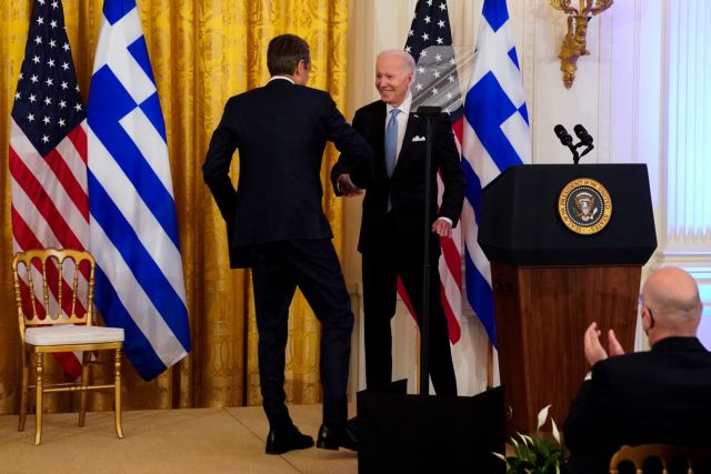 Τζο Μπάιντεν: Εξήγησε πώς έγινε… Μπαϊντενόπουλος και γιατί κάνει τον σταυρό του σαν τους Ελληνες