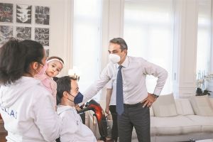 Σε δύο δρόμους οι συνοδοιπόροι του Μελανσόν