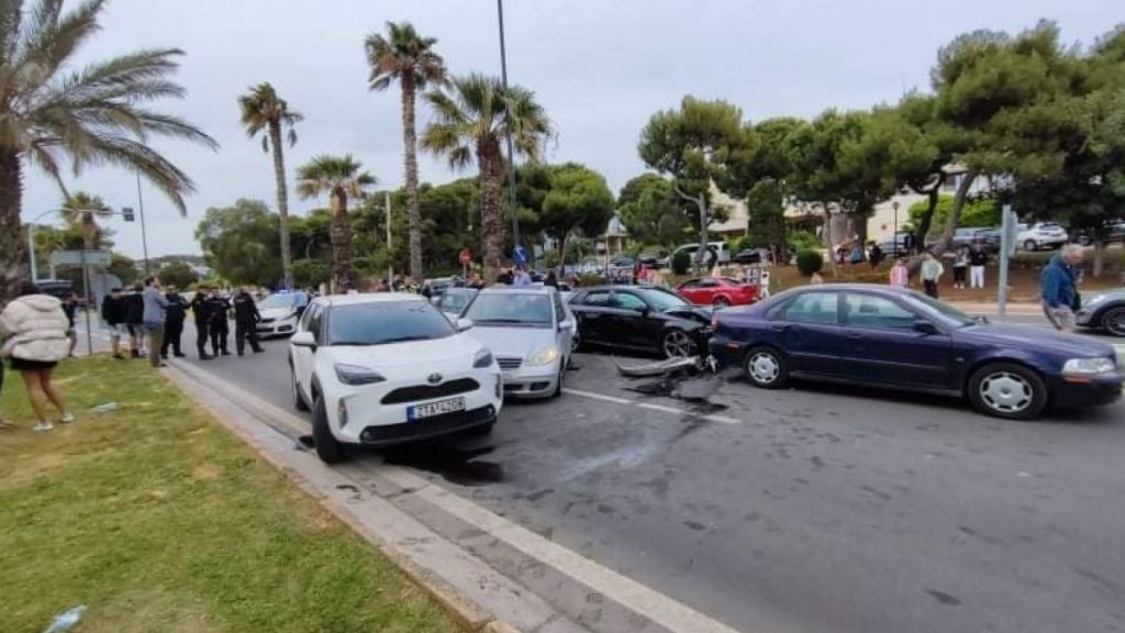 Καραμπόλα στην παραλιακή με τραυματίες