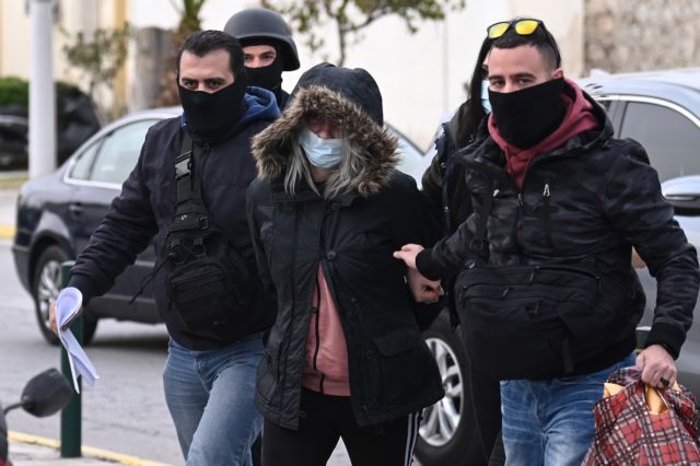 Άλλαξε στάση η Ρούλα Πισπιρίγκου – Ξεκίνησε να προαυλίζεται