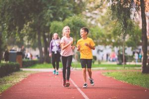 Δρομείς από κούνιααλλά με ασφάλεια