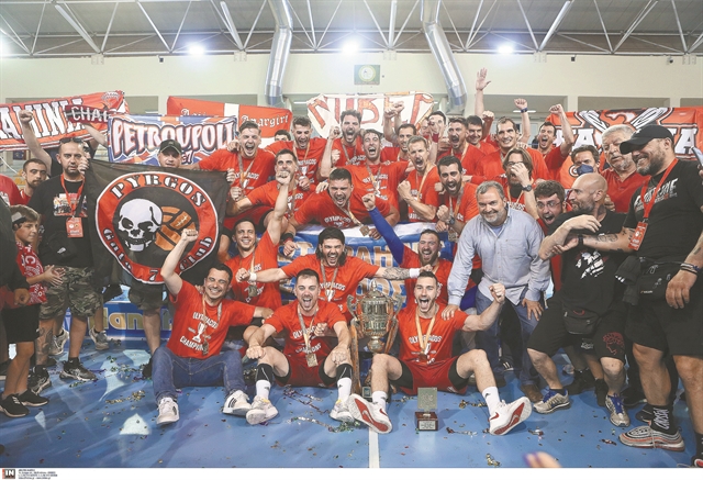 Αλαζονεία και θρίαμβος