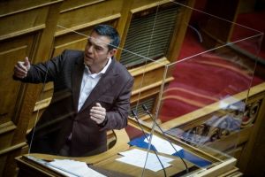 Τσίπρας κατά κυβέρνησης για κλιματικό νόμο: Δεσμεύει τη χώρα από το εισαγόμενο φυσικό αέριο