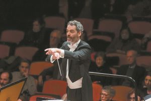 «Η Ογδοη Συμφωνία του Αντον Μπρούκνερ απαιτεί ωριμότητα»