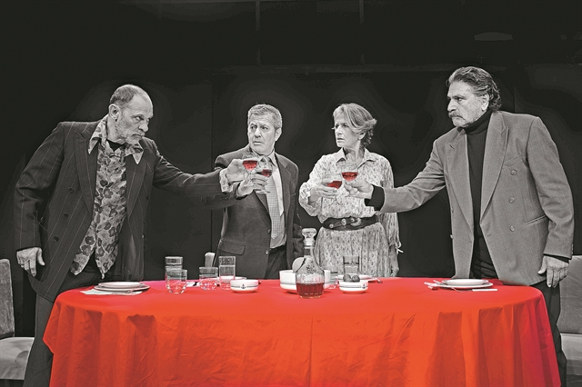 «Κανονικότητα είναι και το να εθελοτυφλούμε»