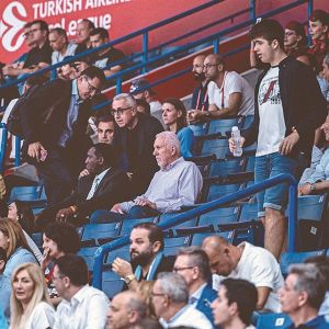 «Πακέτο» Σάκκαρη και Κρεϊτσίκοβα