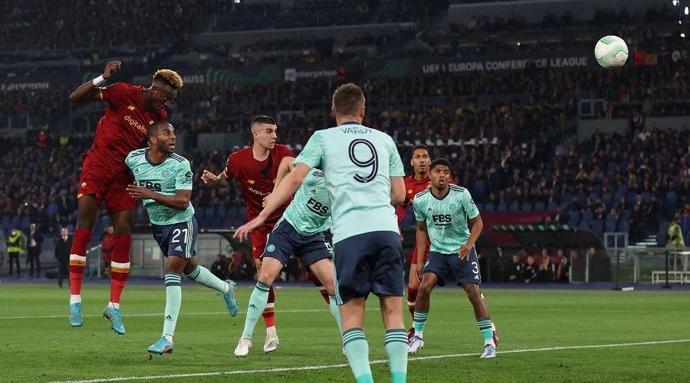 Στον τελικό Ρόμα και Φέγενορντ