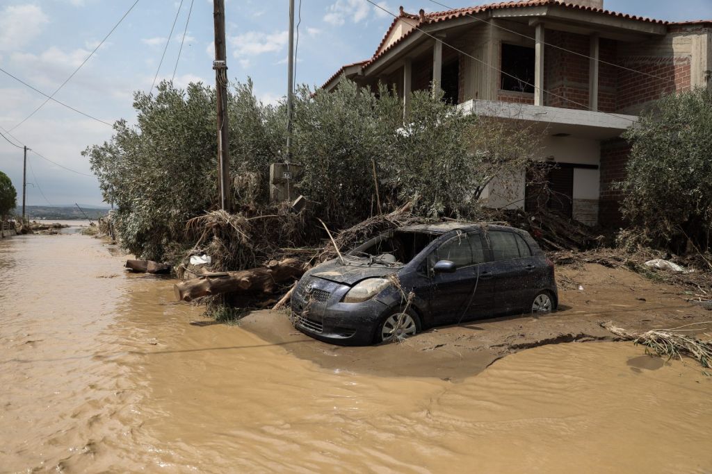 Επικίνδυνα πλημμυρικά φαινόμενα την Παρασκευή – Σε συναγερμό η Πολιτική Προστασία