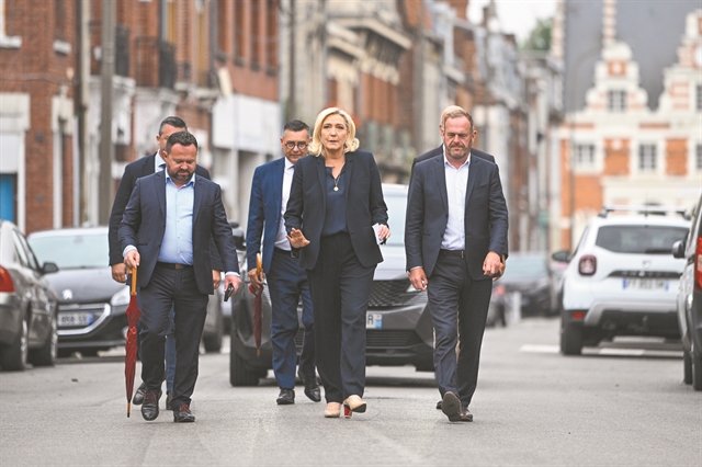 Ακροδεξιό τσουνάμι στη γαλλική Εθνοσυνέλευση