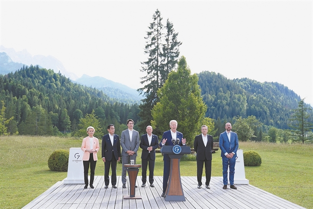 Αυτοέπαινοι των 7 απέναντι στον Πούτιν