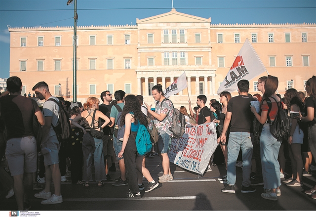 «Θερμό» καλοκαίρι για την κυβέρνηση