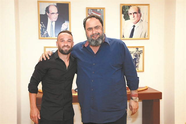 Στο λιμάνι του και ο Βαλμπουενά…