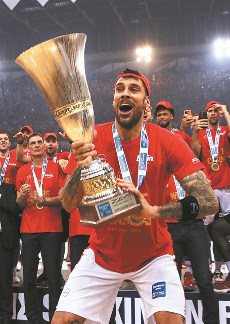 Το στοίχημα της μετάβασης και το ρεκόρ με το Τριφύλλι