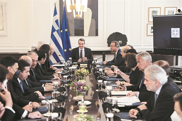 Στα σκαριά το «Επιτελικό 2.0»