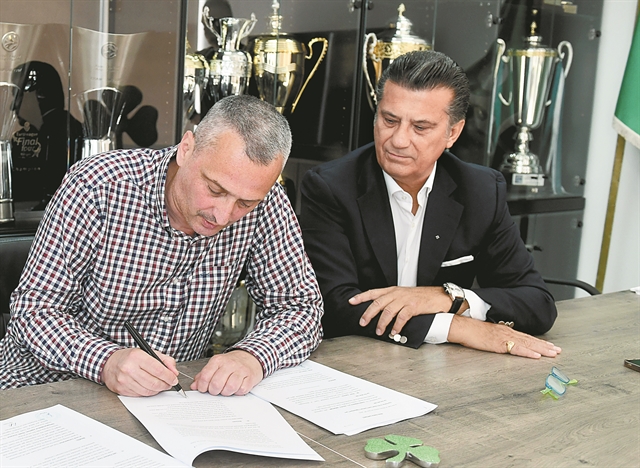 Εκεί που του αρμόζει