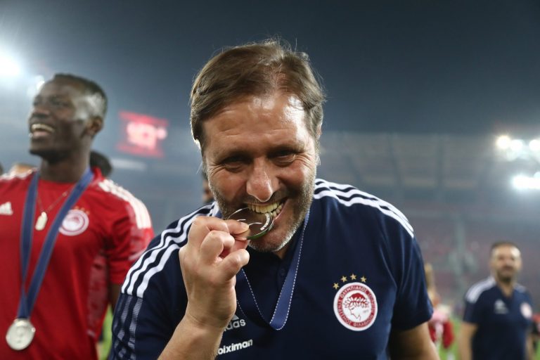 Ο Πέδρο Μαρτίνς γράφει για το μέλλον του και τον «νέο» Ολυμπιακό